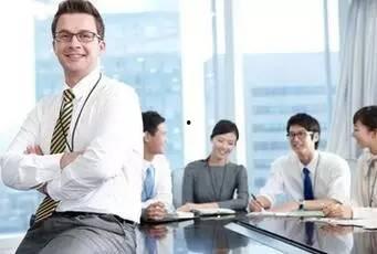 黑料不打料入口 办公室白领遭遇职场潜规则,白领办公室潜规则下的生存挑战